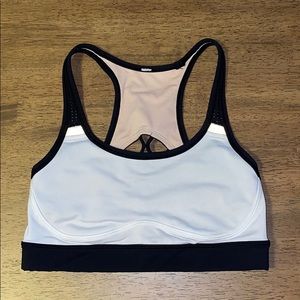 Lululemon Sports Bra Size 4